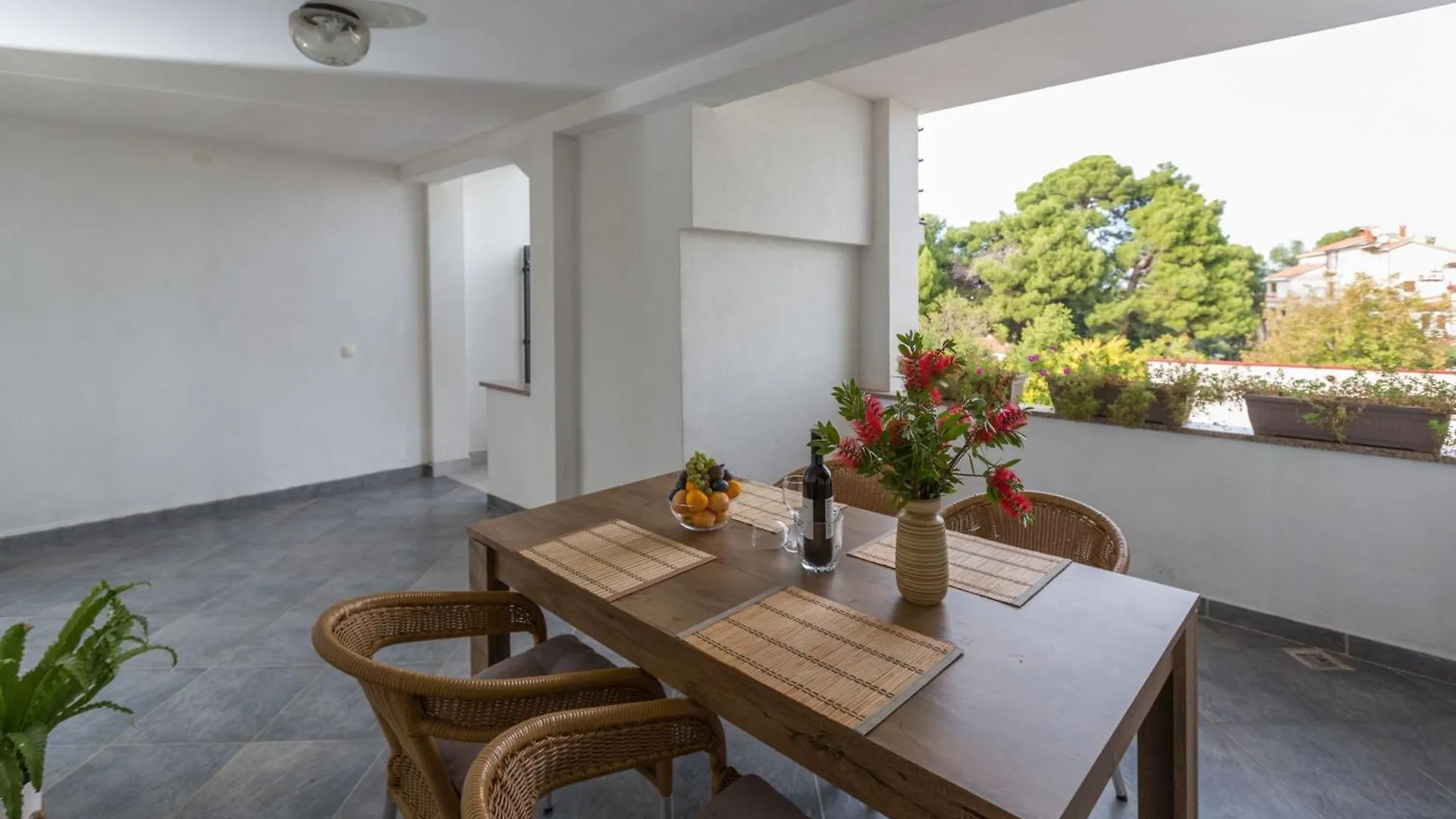 Ferienwohnung Marica 4 In Strandnaehe Mit Parkplatz Poreč
