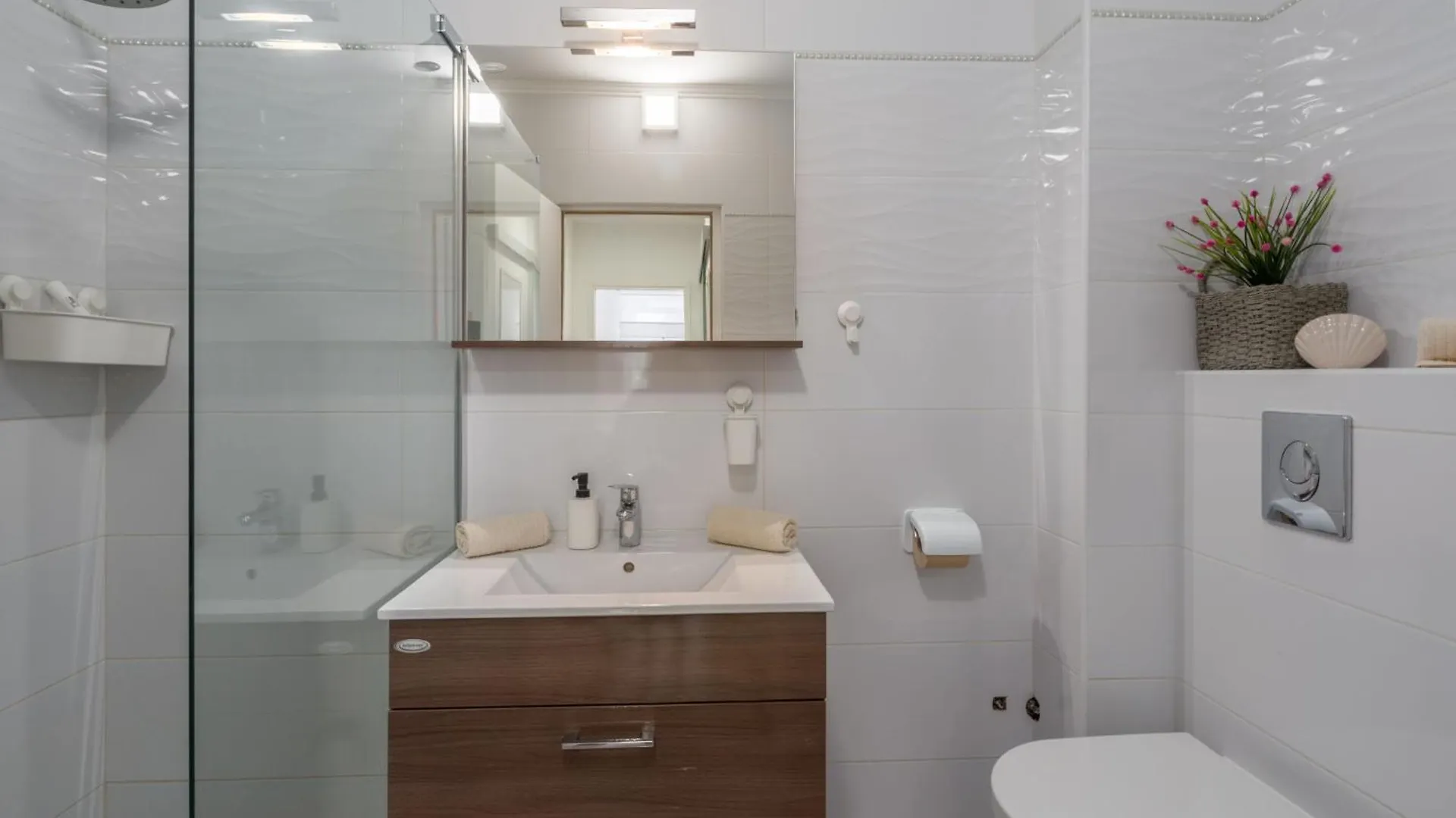Apartamento Ferienwohnung Marica 4 In Strandnaehe Mit Parkplatz Poreč